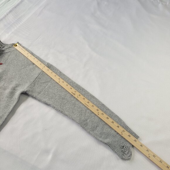 NWOT Wildfox Gray Crew Neck knit sweater Roasty & Toasty size M - Picture 6 of 9